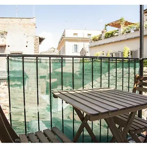 M9 Pantheon Attic 10 Appartement